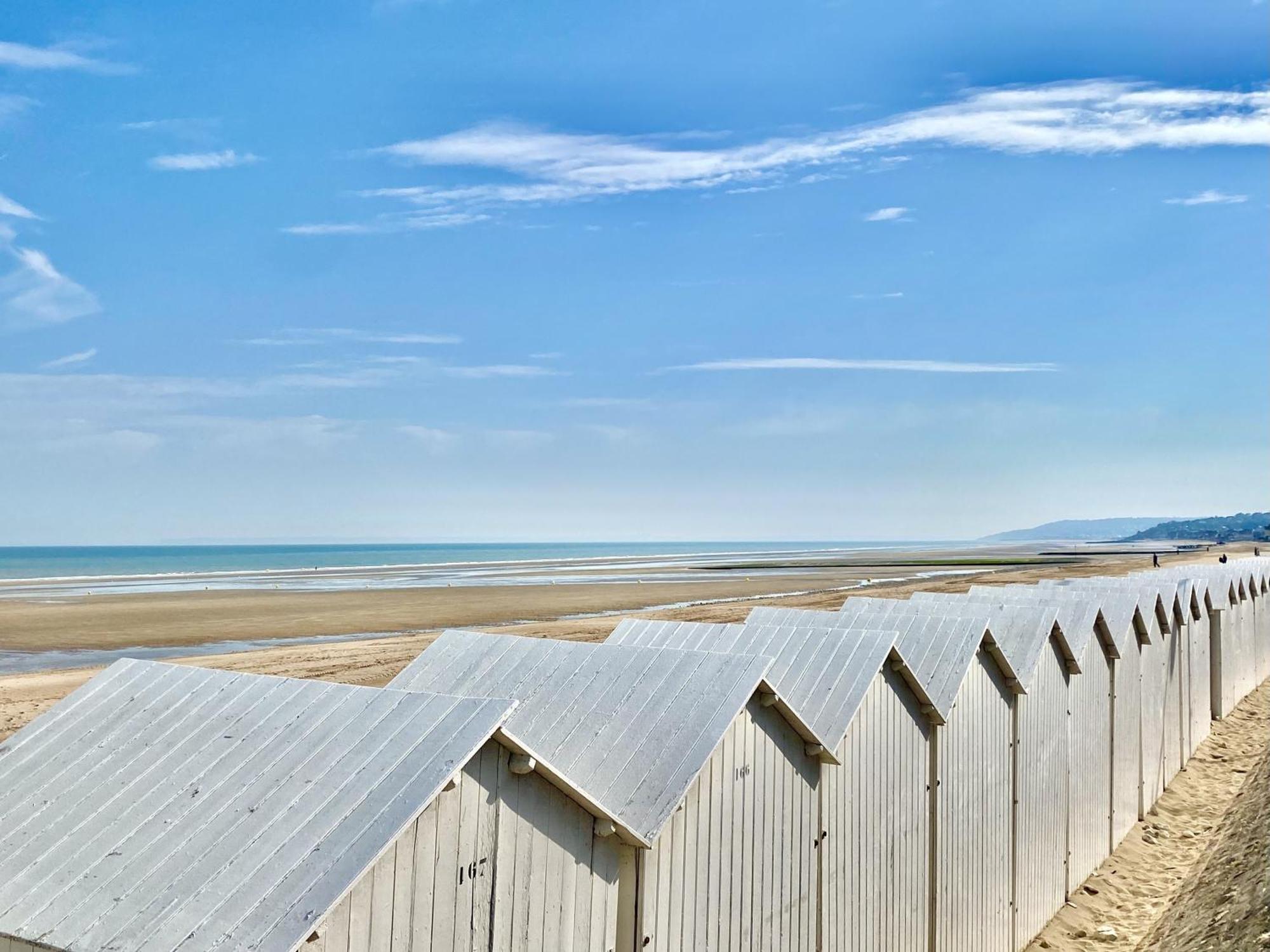 Lesparisnormands - Magnifique Vue Mer - Centre Et Plage Villers-sur-Mer Exteriör bild